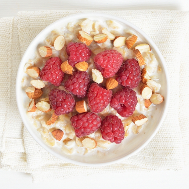 Raspberry Almond Oatmeal